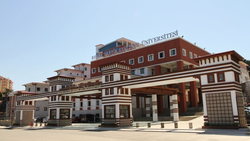 Rize’nin Bilim Üssü Dünya Devleri Arasında: RTEÜ Tıp Fakültesi İlk 1000’de!